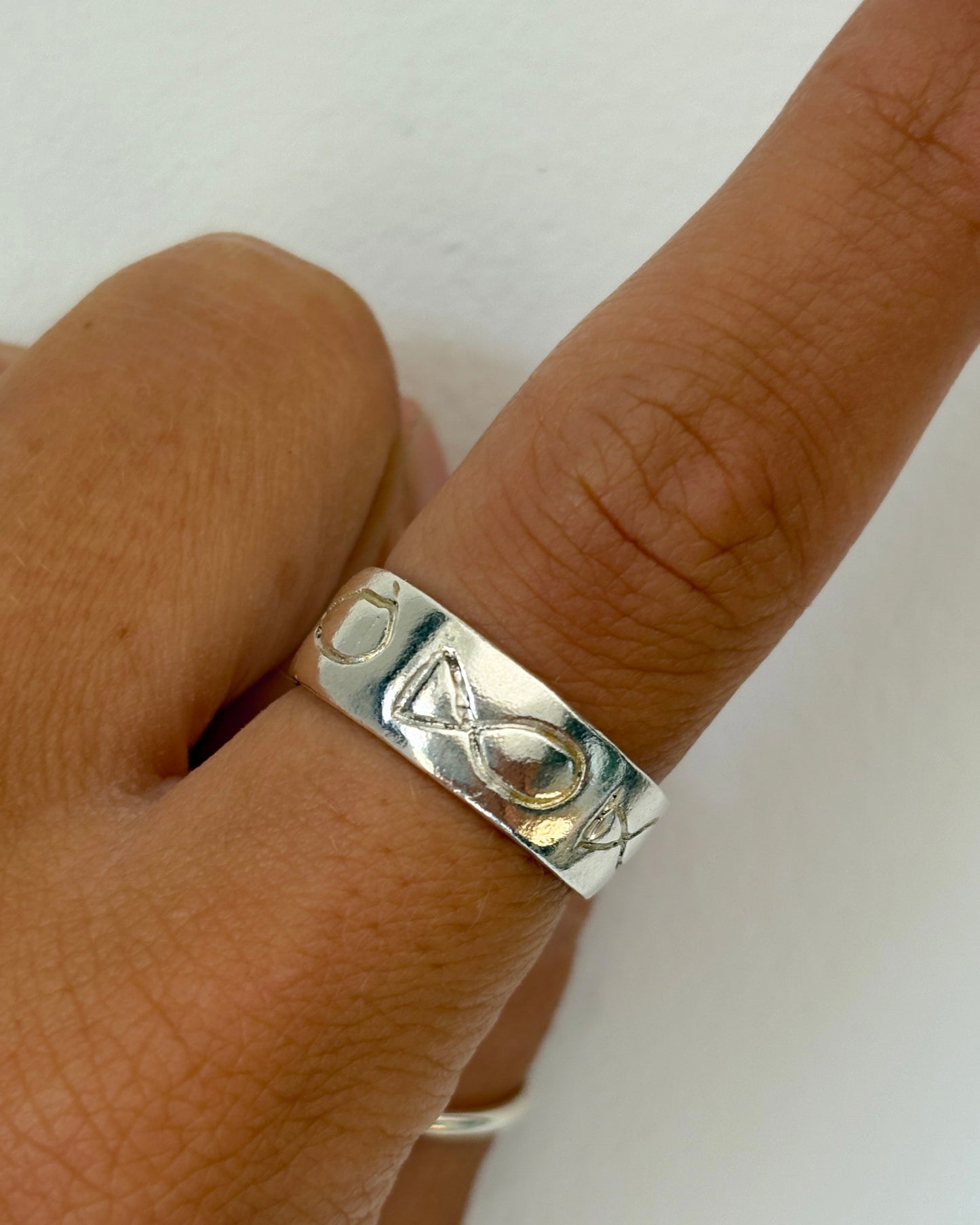 Silver Shoal Ring P 1/2