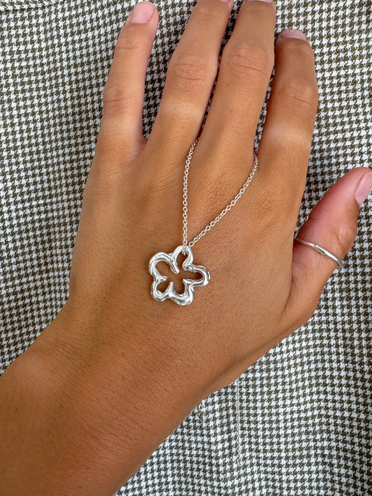 The Sky Flower Necklace